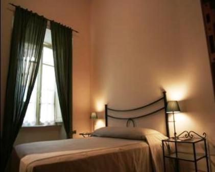 B&B Vicolo Vecchio Terracina Exteriör bild